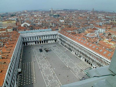 1999-0608-0214-24EM.jpg