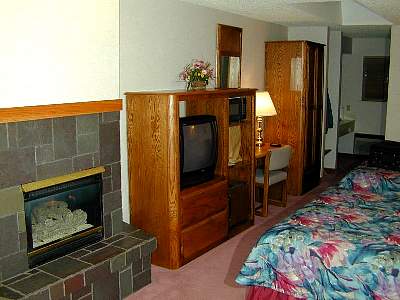 P001-1999-0928-1927-56EM.jpg
