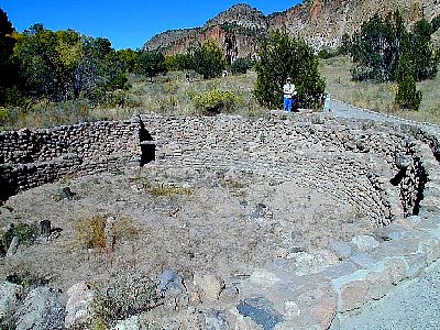 P03-2001-1014-1211-14A-EM.jpg