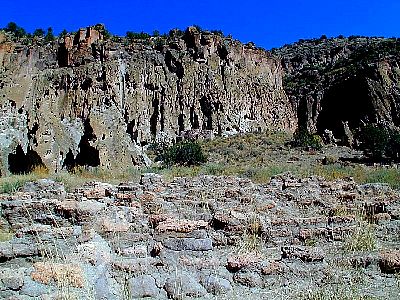 P05-2001-1014-1216-53A-EM.jpg