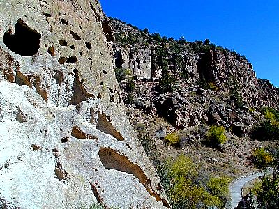 P27-2001-1014-1303-22A-EM.jpg