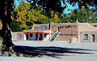 P18-2001-1015-0953-51A-EM.jpg